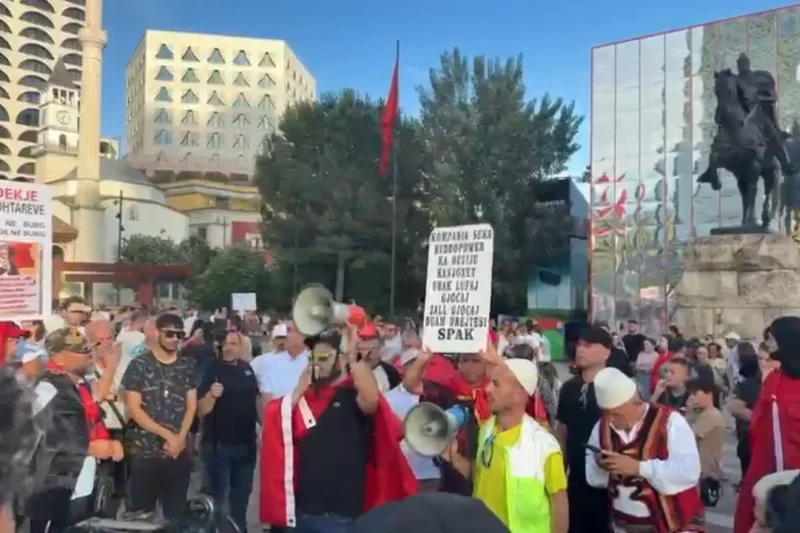 who-are-the-three-organizers-behind-tirana-s-ongoing-protests