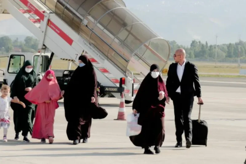 Albania Repatriates Five Citizens, Including Women and Children, From Syria