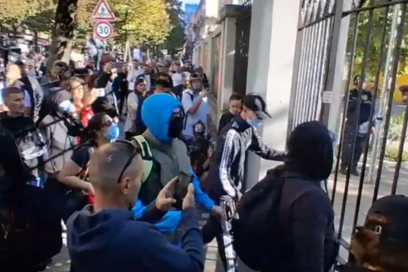 Clashes Erupt at Student Protest Outside Albania’s Education Ministry as Police Use Water Cannon